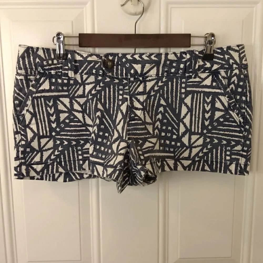 Red camel blue and white five pocket shorts
